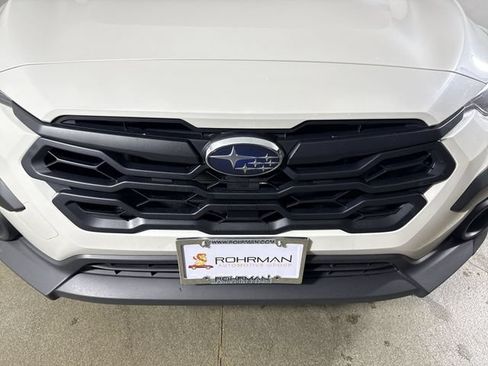 Used 2024 Subaru Crosstrek 2.0i AWD/4WD image 25