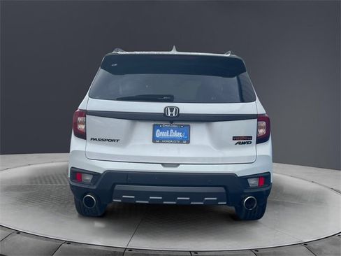Certified 2023 Honda Passport TrailSport image 4