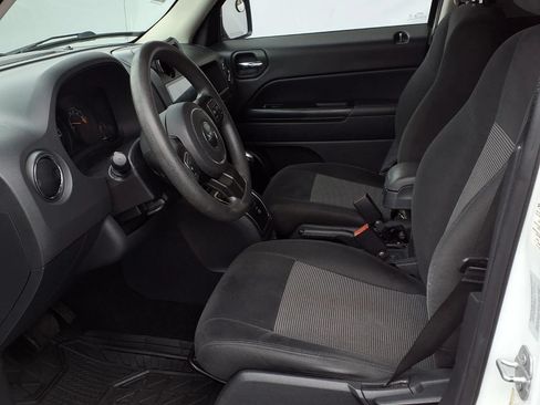 Used 2016 Jeep Patriot Sport w/ Power Value Group FWD image 15