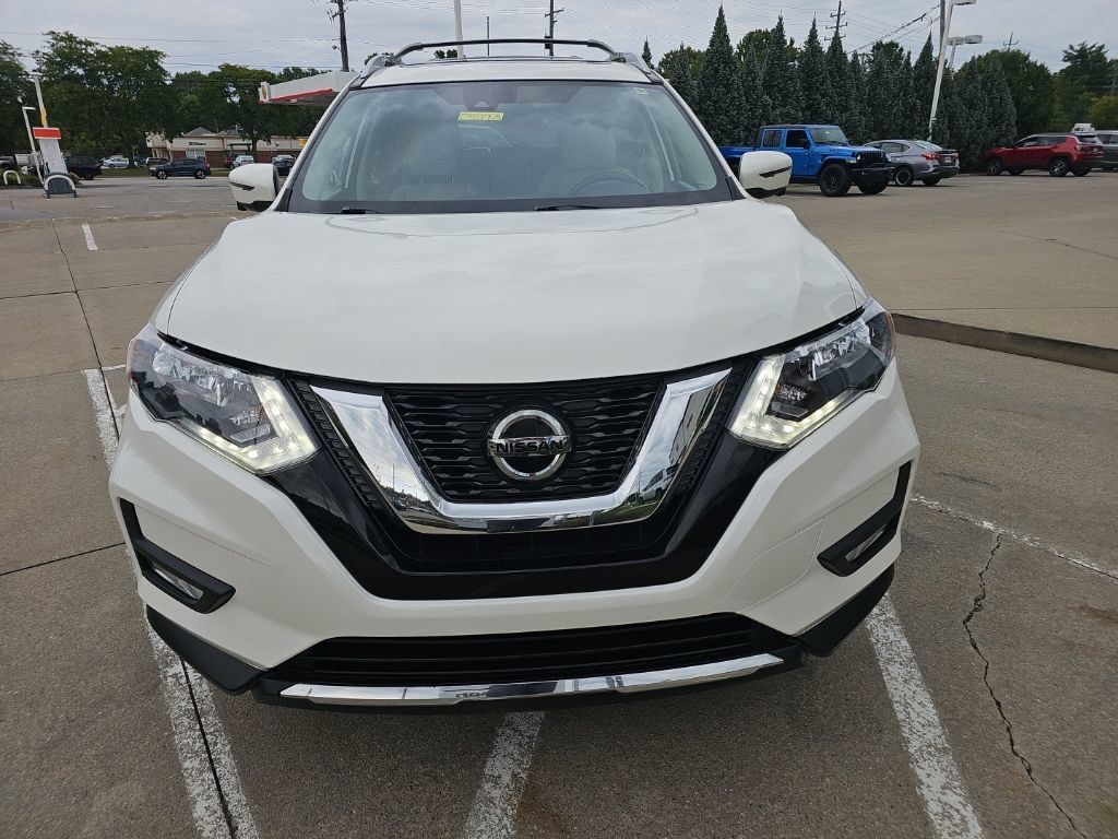 Used 2020 Nissan Rogue SV w/ Sun & Sound Touring Package AWD/4WD image 6
