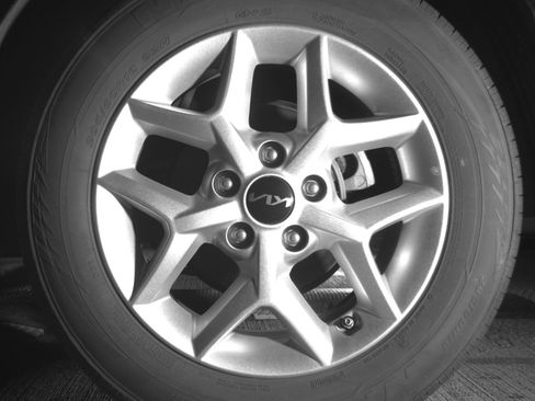 Used 2025 Kia Soul LX w/ LX Technology Package image 19