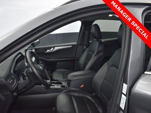 Used 2023 Ford Escape Platinum image 16