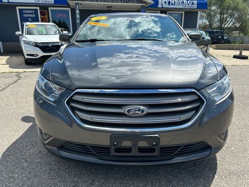 Used 2018 Ford Taurus SEL w/ Equipment Group 201A AWD/4WD image 6