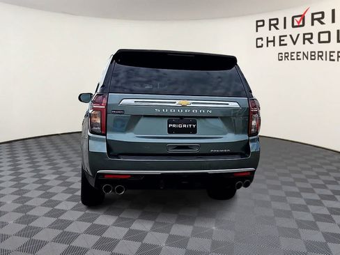 Used 2024 Chevrolet Suburban Premier RWD image 7