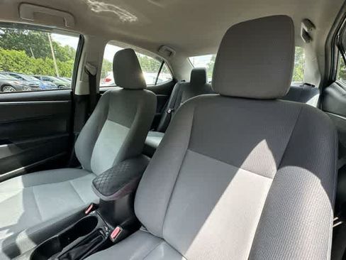 Used 2014 Toyota Corolla L FWD image 12