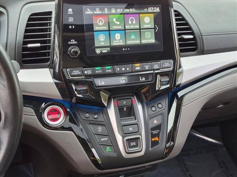 Used 2018 Honda Odyssey Elite image 12