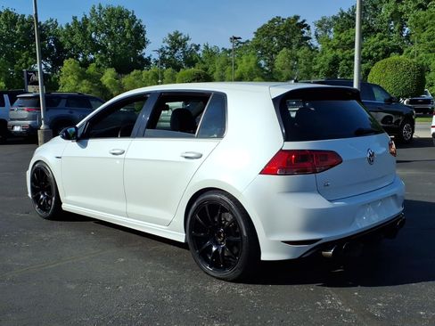 Used 2016 Volkswagen Golf R 4-Door AWD/4WD image 8
