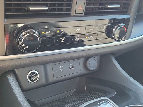 Certified 2023 Nissan Rogue S image 28