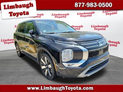 Used 2025 Mitsubishi Outlander SE