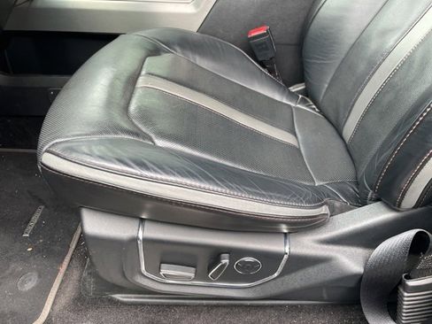 Used 2018 Ford F150 Platinum w/ Equipment Group 701A Luxury image 8