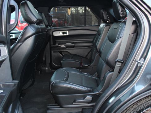 Used 2020 Ford Explorer ST AWD/4WD image 24