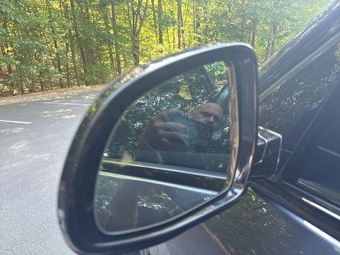 Used 2022 BMW X5 sDrive40i w/ M Sport Package RWD image 8