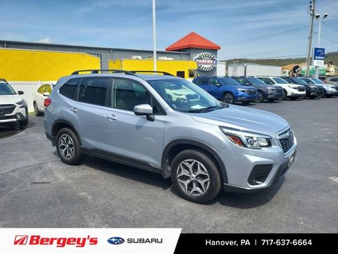 Used 2020 Subaru Forester Premium image 8