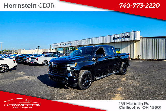 Used 2023 Chevrolet Silverado 1500 RST w/ Rally Edition AWD/4WD image 4