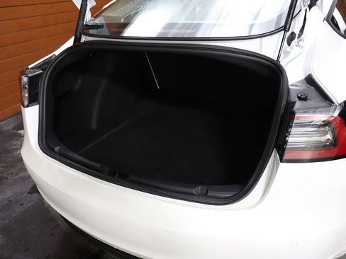 Used 2022 Tesla Model 3 image 12