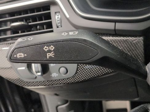 Used 2021 Audi S4 Premium Plus w/ Premium Plus Package image 29