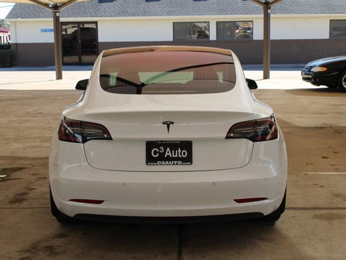 Used 2018 Tesla Model 3 Long Range image 9