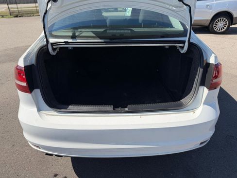 Used 2016 Volkswagen Jetta S image 9