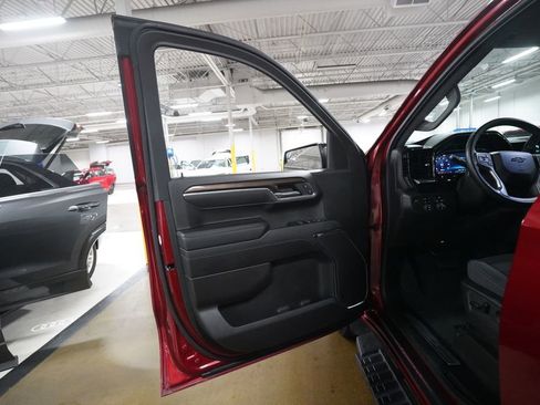 Certified 2024 Chevrolet Silverado 1500 RST AWD/4WD image 27