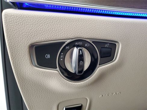 Used 2020 Mercedes-Benz E 350 4MATIC Sedan image 14