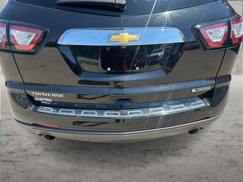 Used 2017 Chevrolet Traverse Premier FWD image 14