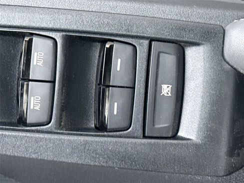 Used 2024 Subaru Crosstrek 2.0i Premium AWD/4WD image 12