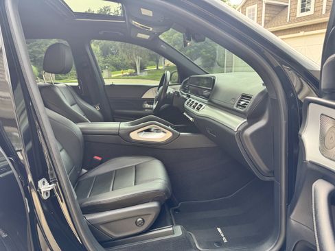 Used 2022 Mercedes-Benz GLS 450 4MATIC w/ AMG Line Exterior image 24