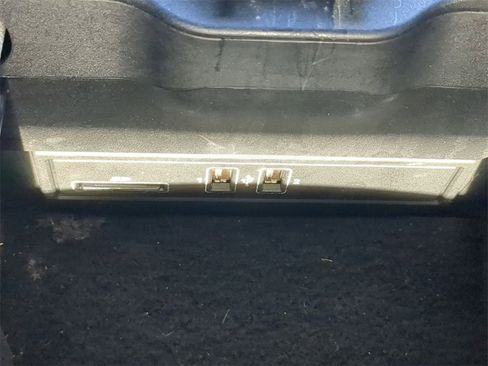 Used 2018 Mercedes-Benz C 300 Cabriolet w/ AMG Line image 21