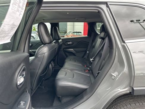 Used 2021 Jeep Cherokee Latitude Lux w/ Comfort/Convenience Group AWD/4WD image 13