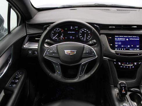 Certified 2022 Cadillac XT5 Luxury image 16