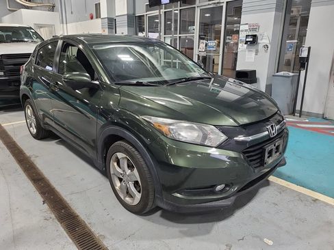 Certified 2017 Honda HR-V EX image 3