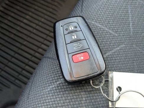 Used 2023 Toyota RAV4 XLE w/ Convenience Package image 30