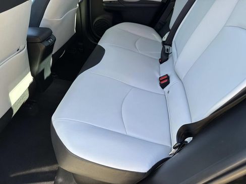 Used 2019 Toyota Prius Limited image 16