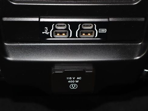 Used 2019 RAM 1500 Laramie AWD/4WD image 36