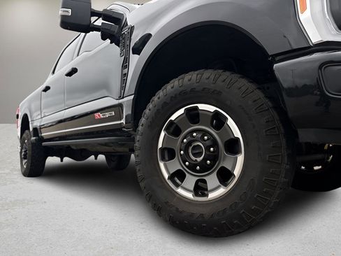 Used 2023 Ford F250 Lariat w/ Tremor Off-Road Package AWD/4WD image 28