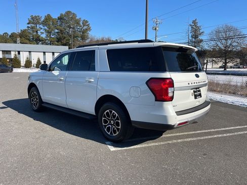 Certified 2023 Ford Expedition Max XLT image 7