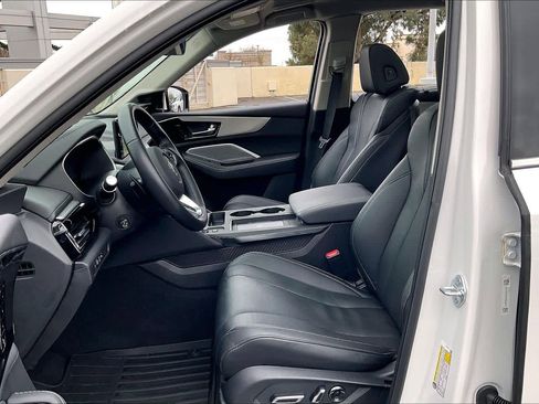 Used 2025 Acura MDX FWD w/ Technology Package image 26