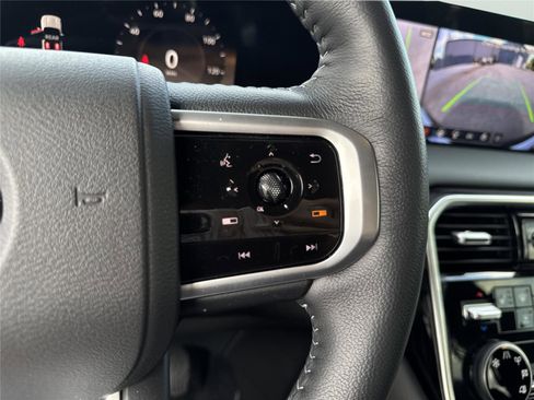 Used 2025 Nissan Armada SL w/ Captain's Chari Seat Package RWD image 23