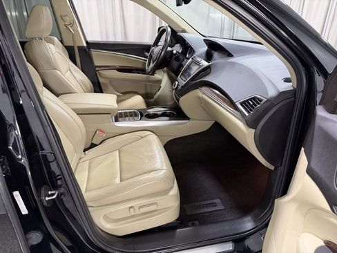 Used 2018 Acura MDX w/ Technology & Entertainment image 7