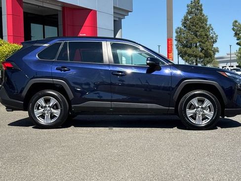 Used 2024 Toyota RAV4 XLE FWD image 3