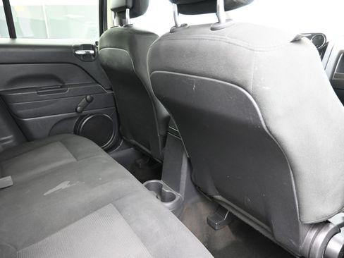 Used 2016 Jeep Patriot Sport AWD/4WD image 20