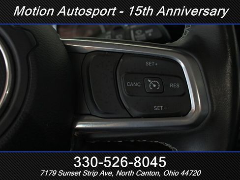 Used 2021 Jeep Wrangler Unlimited Sahara w/ Dual Top Group AWD/4WD image 21
