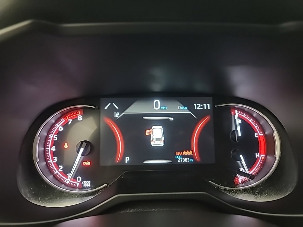 Used 2025 Toyota RAV4 LE AWD/4WD image 30