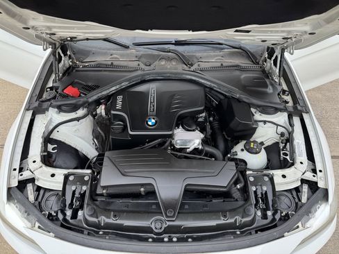 Used 2014 BMW 320i Sedan image 14
