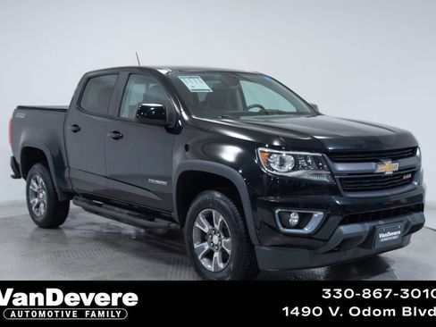 Used 2015 Chevrolet Colorado Z71 image 1