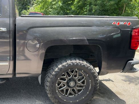 Used 2014 Chevrolet Silverado 1500 LTZ AWD/4WD image 11