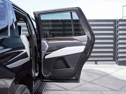 Used 2026 Cadillac Escalade Platinum Sport w/ LPO, Floor Liner Package image 26