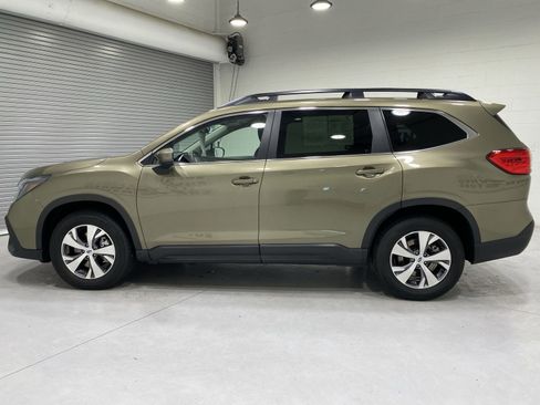 Certified 2025 Subaru Ascent Premium AWD/4WD image 5