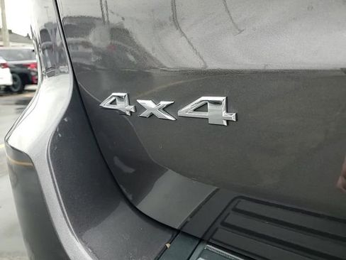 Used 2021 Jeep Grand Cherokee Laredo image 7