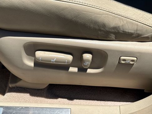 Used 2004 Lexus RX 330 FWD image 26